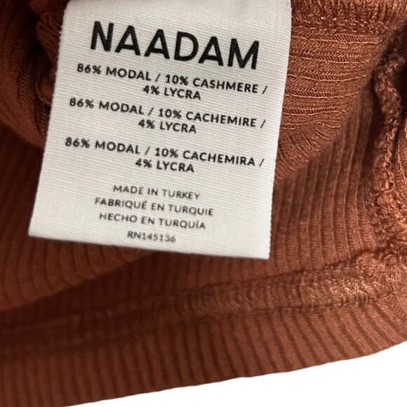 Welcome to my closet! - Picture 11 of 12